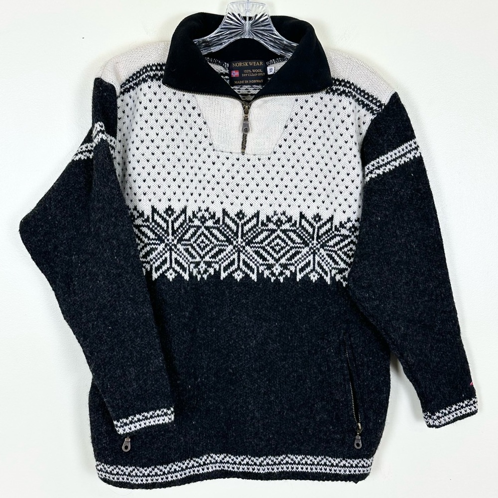 NORSK WEAR 100% Wool Traditional Pattern 1/4 Zip w/Zip Pockets & Fleece Collar